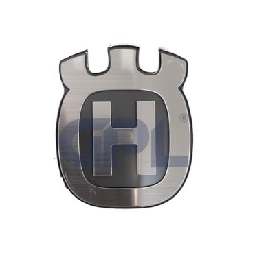 Dekal Husqvarna 'Crown' i gruppen  hos Motorsågsbutiken (5874235-02)