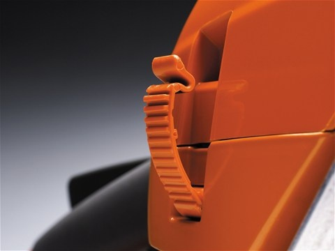 Husqvarna 445 E-Series II motorsåg | Elektrisk kedjeslip på köpet!