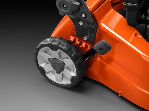 Husqvarna LC 141Li inkl batteri & laddare