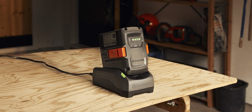 Husqvarna Batteriladdare C80