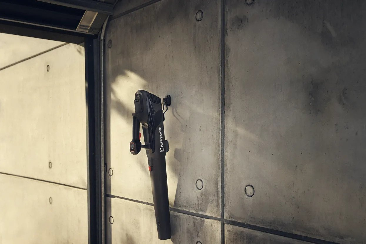 Husqvarna Aspire™ B8X Lövblås - utan batteri och laddare