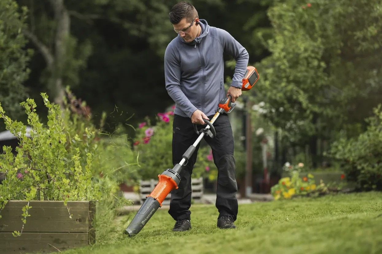 Husqvarna DB110 FLXi lövblåsare