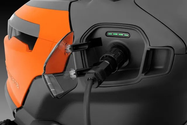 Husqvarna TS 100i Batteridriven Traktor